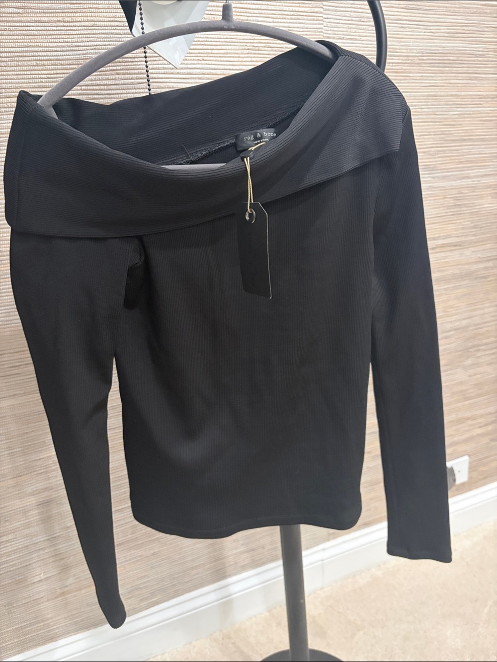 rag & bone Black Off-the-Shoulder Long Sleeve Knit Top